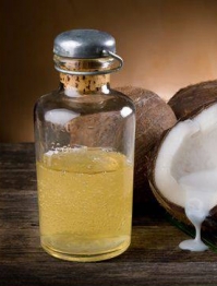 Чем полезно кокосовое масло нашим волосам?