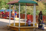 Виды каруселей для детских площадок и парков