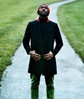 Эльба в этом году оформит режиссерский дебют Эльба в этом году оформит режиссерский дебют