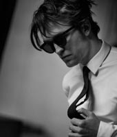 Роберт Паттинсон снимается в вестерне «Дева» Роберт Паттинсон снимается в вестерне «Дева»