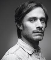 Куарон-младший снимет Берналя в «Зорро»