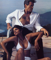 И целого Бонда мало И целого Бонда мало