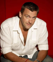 Суровый полицейский Суровый полицейский