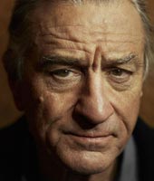 Роберт Де Ниро ввязался в «Войну с дедушкой» Роберт Де Ниро ввязался в «Войну с дедушкой»