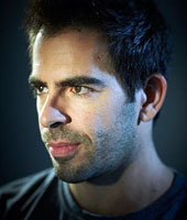 Весь покрытый зеленью