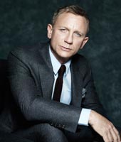 Содерберг подписал Джеймса Бонда Содерберг подписал Джеймса Бонда