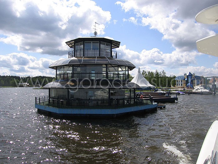 Яхт-клуб «Командор»