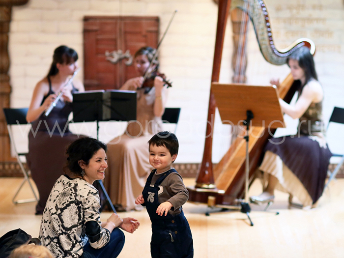 Вместе с мамой