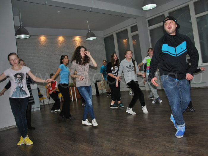 Школа танцев «Life is dance»