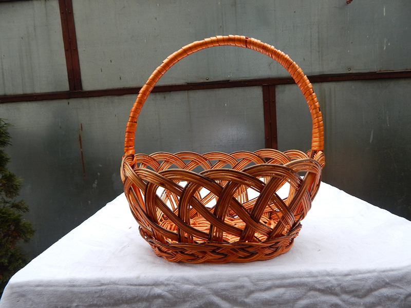 Плетеные корзины из лозы: применение, достоинства и особенности ухода