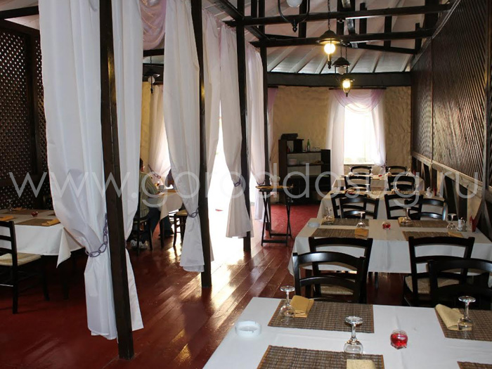 Ресторан «Не горюй», летняя веранда