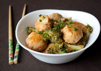 Куриные тефтели с брокколи