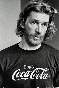 Выставка "Иконы 1990-х"