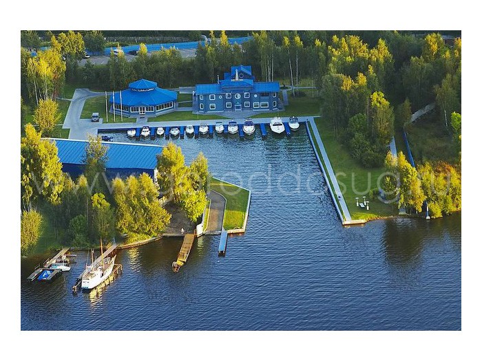 Яхт-клуб «Фарватер»