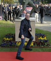 Жан-Клод Ван Джонсон Жан-Клод Ван Джонсон