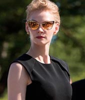 Ходченкова, Чиповская и Устинова встанут к шесту