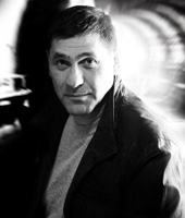 Достать человека Достать человека