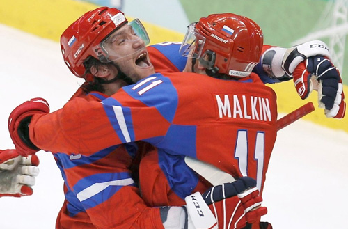 Малкин тренировался в звене с Кузнецовым