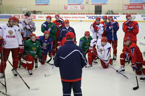 Раздали клюшки: Вячеслав Быков назвал состав сборной России