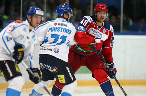 Евгений Артюхин: "Надо выходить - и лупить"