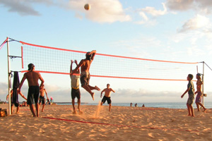 Пляжный волейбол: история и правила