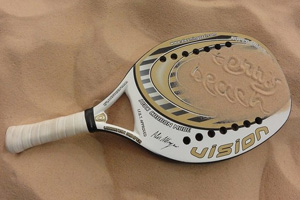 Пляжный теннис - солнечный вид спорта!