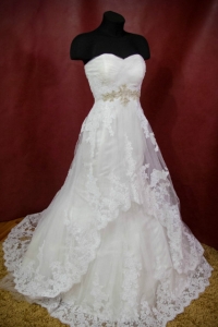 Подбор свадебного наряда: какие возможности имеются в салонах Москвы?