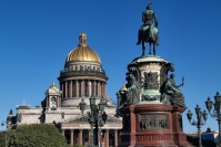 Дворцовая площадь и Эрмитаж в Санкт-Петербурге