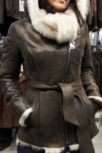 С чем носить дубленку?