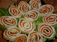 Рулеты из лаваша и быстро и очень вкусно!