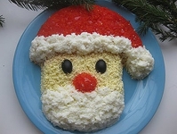 Салат "Добрый Дедушка Мороз"