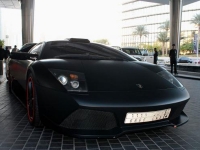 Аренда машины в ОАЭ: выгодно или нет?