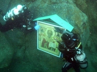 Подводная церковь Крокодилы