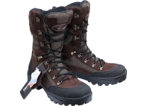 Как выбрать подходящую обувь и одежду для рыбалки, охоты и туризма