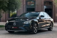 Особенности организации поездок на арендованном автомобиле с водителем