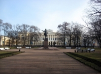 Площадь Искусств Санкт-Петербурга и ее величественные памятники архитектуры